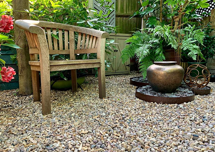 10 LOW-MAINTENANCE BACKYARD LANDSCAPING IDEAS